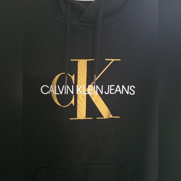 Calvin Klein Black Sweatshirt - Picture 2 of 5